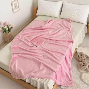 Solid Color Flannel Throw Blanket Lightweight Four Seasons Airplane Bed Cover Soft Durable Eco Friendly Fabric Home Sofa Nap