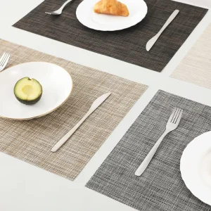 Solid Color Non-Slip PVC Table Placemats 30x45cm Rectangle Modern Eco-Friendly Kitchen Accessories Made of Durable Plastic