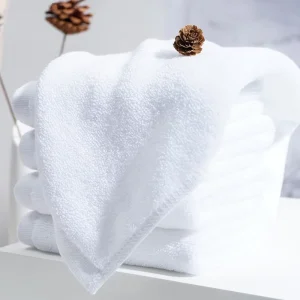 Solid Color Pure Cotton Bath Towel Sheet Custom Embroidered Logo Super Water Absorption for Luxury Hotel