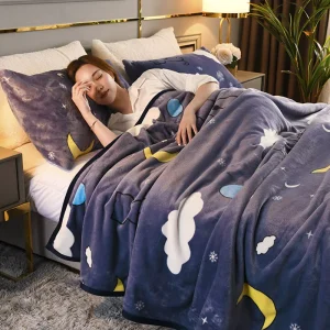 Solid Color Thickened Polar King Size Polyester Bed Cover Blanket Warm Sleeping Custom Fleece Blanket