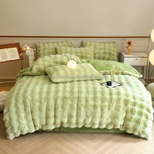 Solid Color Woven Fluffy 4 Piece Polyester Reversible Breathable Luxury All Season Home Bedding Set with Modern Design
