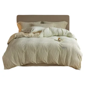 Solid Light Relief Pattern Milk Fleece Bed Set Skin Friendly Button Fastener Warm Coral Fleece Flannel Household Duvet Kit