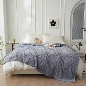 Solid color Comfortable 300GSM Fleece Multi functional Double sided Jacquard All Season Customizable Blankets
