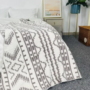 Source Factory King Size Knit Blanket Custom Modern Knitted Throw Blanket