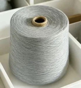 Standard Strength 21S Normal Twist Spun Recyclable 100% Polyester Raw Yarn Textile Weaving Sewing Knitted Products