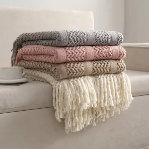 Strictly Choose Raschel Knitted 100% Acrylic Eco-Friendly European & American Style Hotel-Luxury Throw Blanket for Sofa Bed End