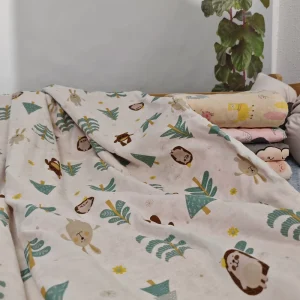 Super Soft Keep Warm 100% Polyester Cartoon Sheep Knitted Minky Dot Blanket for Bedding