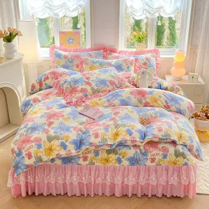 Sweet Floral Printed Milk Velvet Bed Linen Heavy Weight Quilted Interlayer Lace Trim Bed Cover Bed Skirt Duvet Set