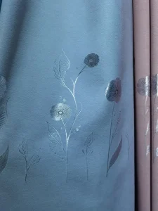 The Factory Customizes High precision Small Daisy pattern Curtain Fabrics Which Are Suitable for Home Decoration