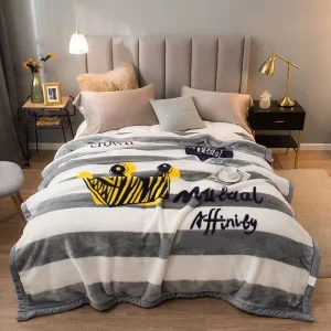 The New Raschel Blanket Is Double Thickened