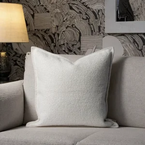The White Luxury Throw Pillow Is Suitable for Sofa Decoration Covers in the Living Room and Pillowcases on the Bedroom Bed
