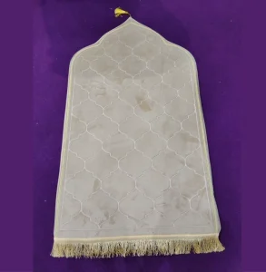 Thick Foam Soft Velvet Polyester Non Slip Islamic Prayer Mat with Tassels Home Use Solid Color