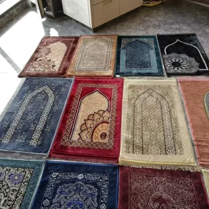 Thick Padded Polyester Islamic Prayer Rug Mat Embossed Turkish Sejadah Plain Design for Muslim Worship