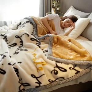 Thick Raschel Coral Fleece Throw Blanket Beige Geometric Pattern Double Sided Sofa Couch Cozy Warm Winter Gift Decorative