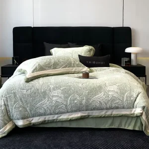 Thickened Milk Velvet 4Pcs Modern Embroidered Double Sided Fleece Eco Friendly 200TC All Season Coral Duvet Cover Bedding Set