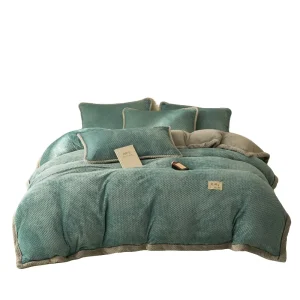 Thickened Milk Velvet Flannel Bedding Set Winter Warm Pineapple Plush Coral Fleece Duvet Cover & Bed Sheet Set for Cold Weather