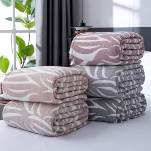 Thickened Woven Four Seasons Anti static Double Bed Blanket Cotton Warm Custom Pattern Home Use CE Certified
