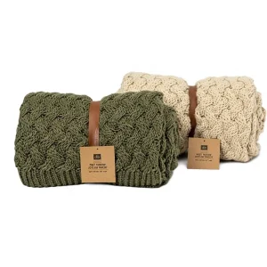 Throw Blanket for Couch Fluffy Cozy Cable Throw Gifts for Women and Decor Thick and Warm Blankets for Winter