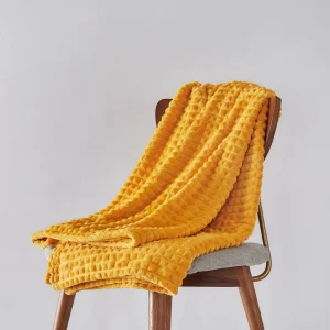 Top Quality Solid Color Warm Green 50*60 Inch Lightweight Designer Custom Polyester Lattice Flannel Throw Blankets