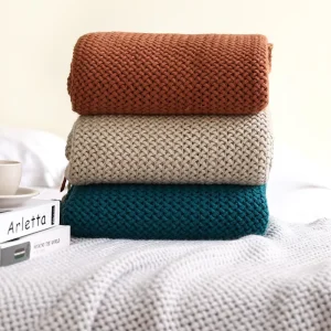 Top Quality Textured Custom Logo Sofa Breathe Solid Color Home Decor Acrylic Soft Knitted Throw Blanket With Tassel