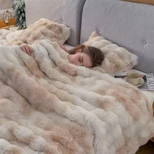 Ultra Soft Coral Raschel Blanket King Size Winter Bedding with Warmth