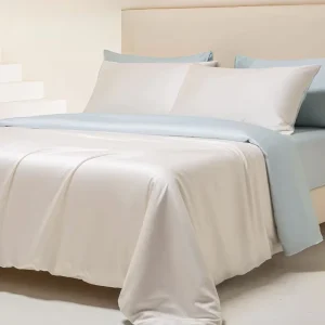 Ultra Soft Smooth Ice Silk Bedding Set Cooling Breathable Lightweight Summer Sleep Silk Bedding Bed Set