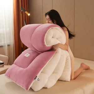 Ultra soft Custom Milk Polyester Flannel Fleece Fluffy Winter Patchwork Eco Friendly Quilt Core Designer Luxury Sherpa Comforter