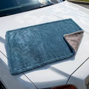 Vehicle Wash Cloth Twin Ply Two Tone Twisted Loop Maximum Absorbency Ultra Soft Auto Detailing B2B Global Supplier