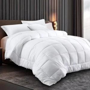 Warm 100% Polyester Eco Friendly Modern Super Light Comforter Set for Home and Hotel All Season Bed Comfort