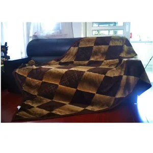 Warm Korean Blanket 100% Acrylic Mink Thick Custom Raschel Faux Fur Winter Plush Fluffy Floral Woven Plain OEKO TEX
