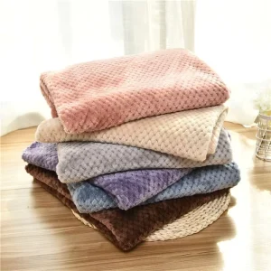 Warm Plush Microfiber Dog Cat Throw Small Jacquard Weave Pattern Flannel Pet Polyester Fleece Blanket