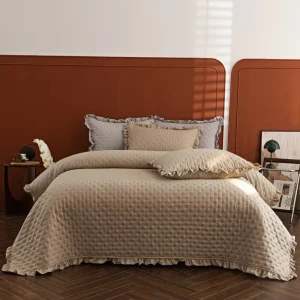 Washable Lace edged Quilted Three piece Quilted Blanket with Padding and Pure Color Bed Sheet