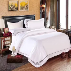 Washed Solid Polyester Cotton Bedding Set 4 Pieces Skin Friendly All Season Bedroom Bed Linen Set