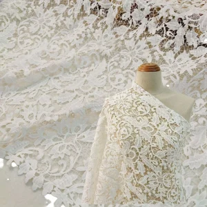 Water Soluble Milk Silk Flower Leaf Full Width Hollow Lace Embroidery Pure Color 100% Polyester Shrink-Resistant Fabric