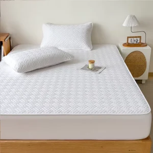 Waterproof Solid Color Polyester Interlace Pattern Quilted Thickened Fitted Bed Sheet Protective Mattress Cover for Home