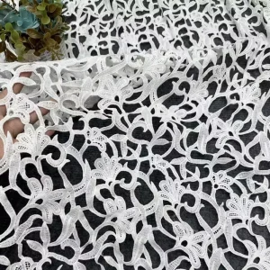 White Floral Vine Water Soluble Lace Fabric Hollow Out Embroidery Lace for Wedding Party Dress