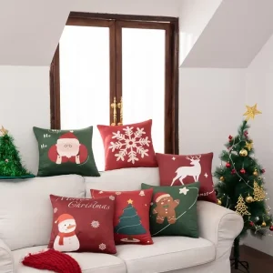 Winter Christmas Decorative Soft Comfortable 100% Polyester Fiber Square Throw Pillow for Home Hotel Use