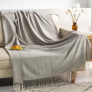 Winter Luxury Throw Blanket Custom Knitted Soft Blanket With Fringe