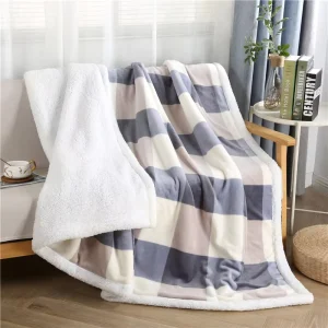 Winter Plaid Thickened Double Flannel Composite Eco-Friendly Polyester Sofa Blanket European-American Style Non-Toxic Folded