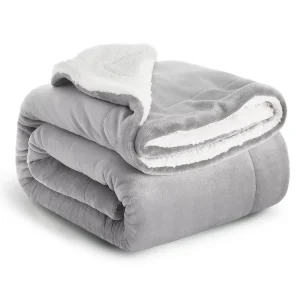 Winter Sherpa Flannel Double Layer Thickened Blanket Four Seasons Use In Stock Customization Logo Label Packaging