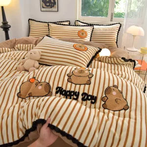 Winter Striped Milk Velvet Bedding Four Piece Set Thickened Coral Fleece Duvet Cover Flannel Bed Sheet Cotton Bedding Set