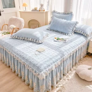 Winter Warm Thickened Milk Fleece Quilted Bed Skirt Jacquard Lace Trim 3 Piece Bedspread Set with Wrap Around