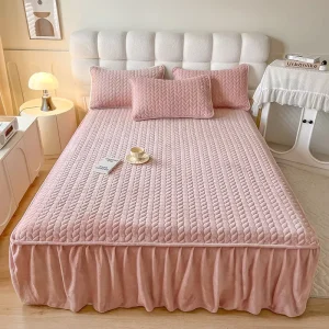 Winter Warm Thickened Quilted Milk Fleece Bed Skirt Solid Color Anti Static 3 Piece Bedspread Set for Queen Bed