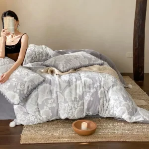 Woven 100% Polyester 4 Piece Bedding Set Foliage Simple Water Resistant Winter Home Textile