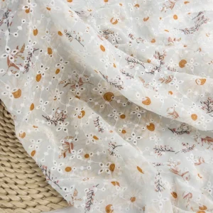 Woven Chiffon Embroidery Fabric 100% Acrylic Floral Printed Designs Abrasion Resistant Custom Processing