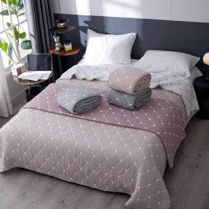 Woven Cotton Polyester Double Bed Throw Blanket Custom Pattern Four Seasons Anti-static Skin-friendly for Home