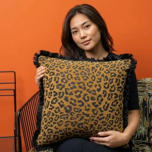 Woven Heavyweight Leopard Print Jacquard Chenille Sofa Fabric Upholstery Textile for Cushion Home Decor