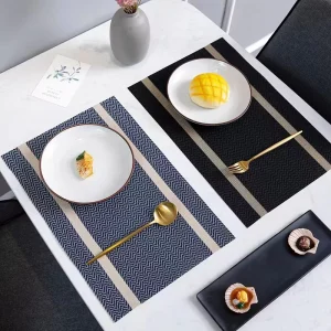Woven Place Mats Washable Heat Resistant Sustainable Table Mats PVC Placemat for Restaurant Dining Table Decoration
