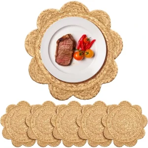 Woven Water Hyacinth Placemats Handmade Natural Wicker 35cm Bohemian Customized Scallop Place Mat for Holiday Wedding