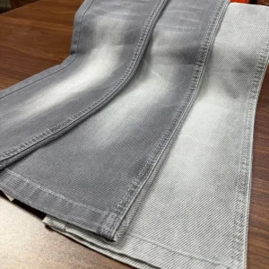 XH6030W-1A Yarn Dyed Slub Cross Stretch Twill Woven Denim Fabric Roll for Boys Girls Dresses and Bags